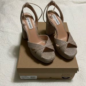 Steven Madden Laurel Pump